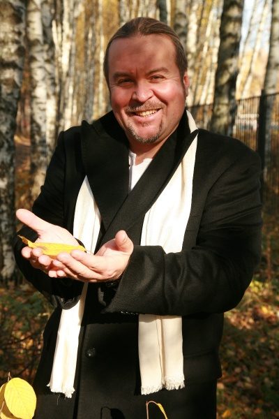 Олег Макин