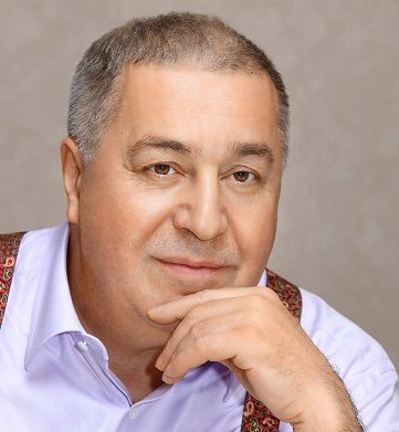 Михаил Гуцериев