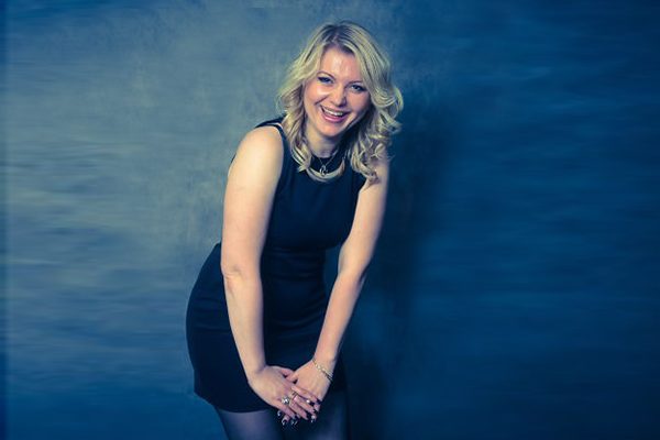 Анна Громова: «Люби меня»