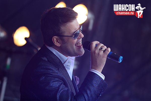 Эдуард Изместьев: «Пою под своим именем»