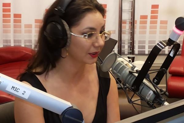 Рада Рай знает все про лептоны