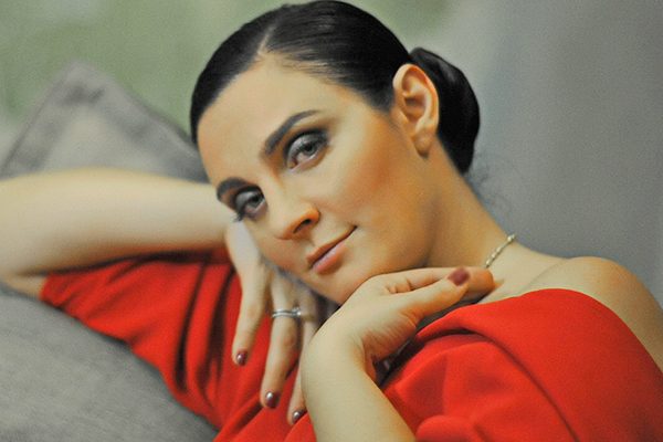 Елена Ваенга выпустит два альбома
