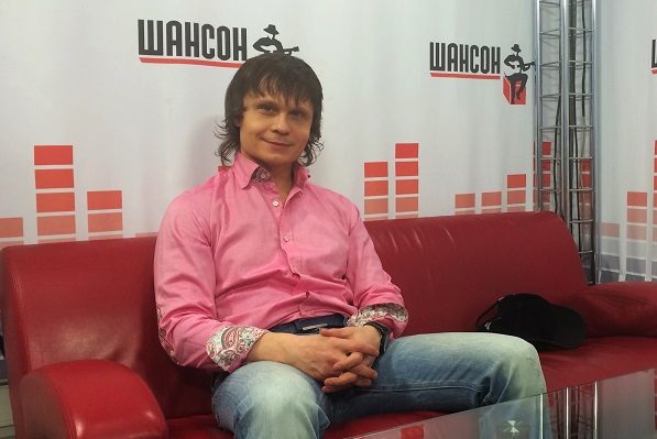Артур: «Иногда нам платили продуктами»
