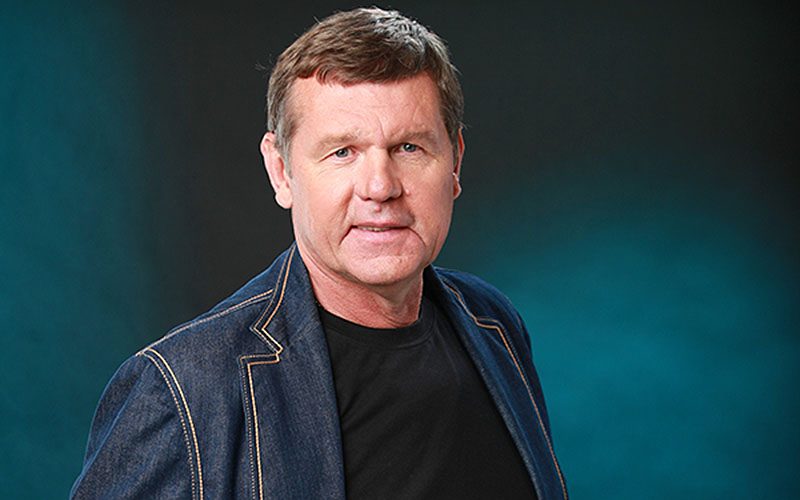 Александр Новиков представил «Блатной» альбом