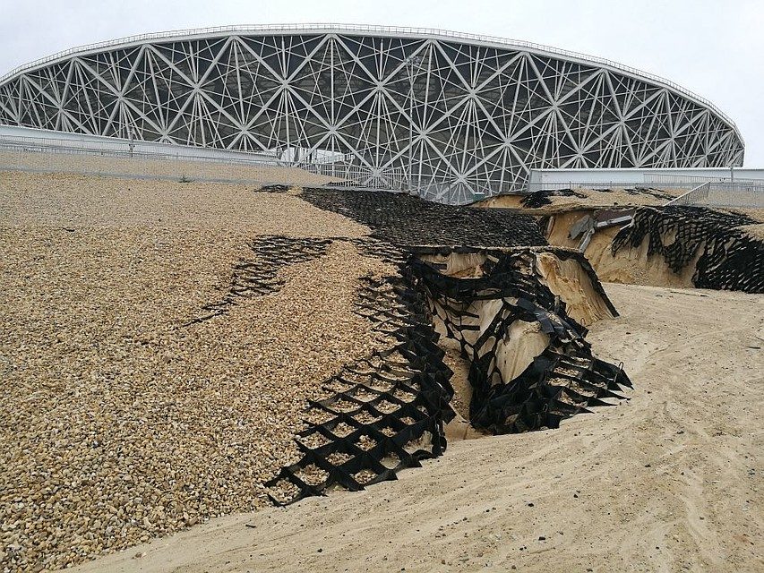 Стадион в Волгограде размыло