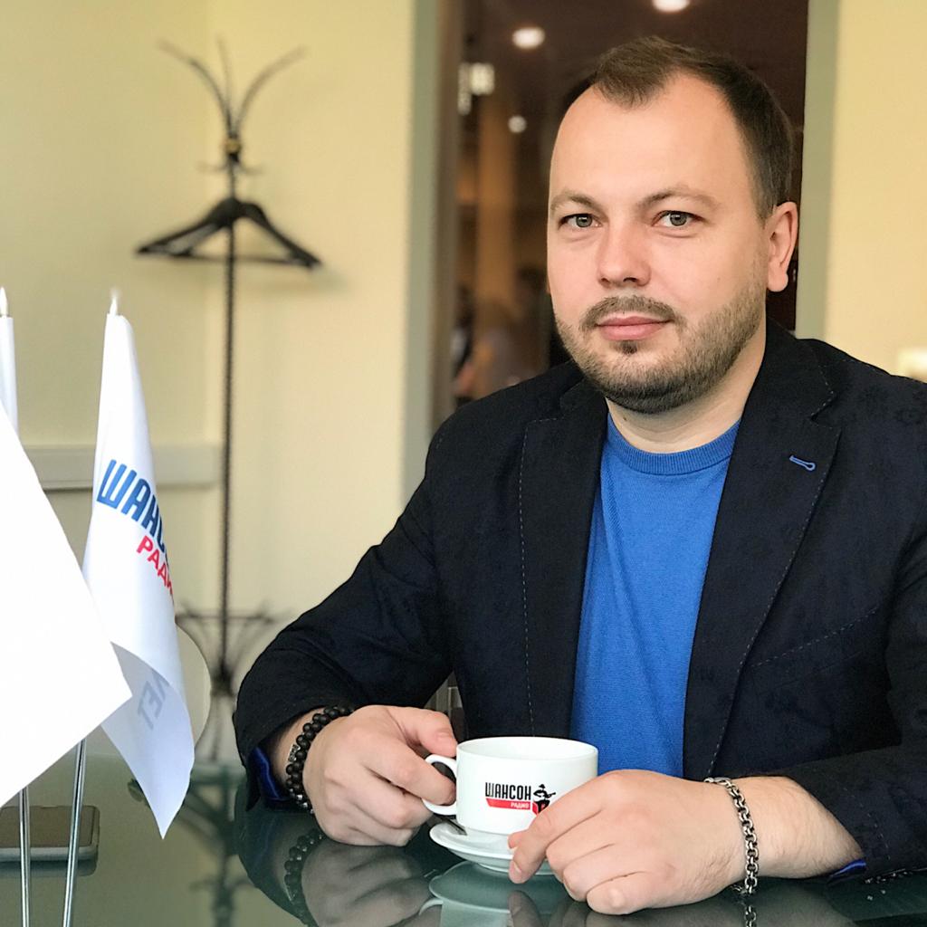 Ярослав Сумишевский исполнил песню о войне