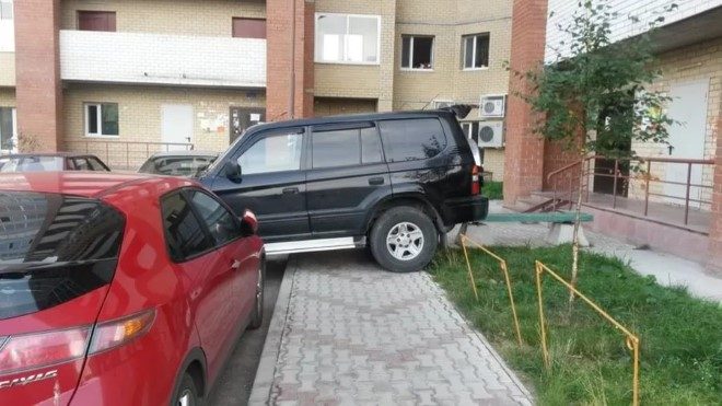 Авто. Сергей Никольский