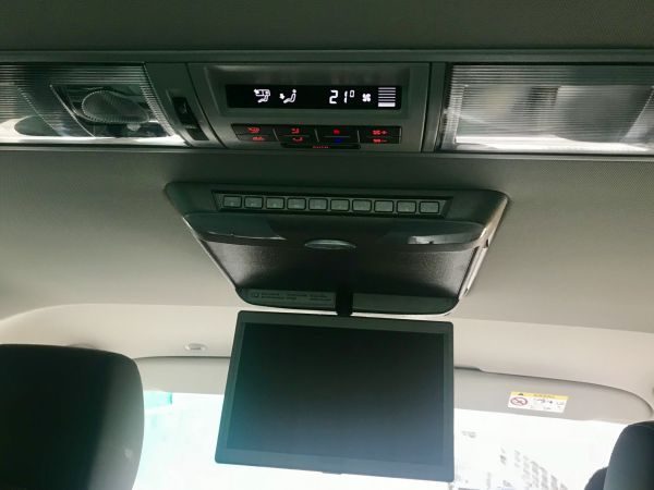 Весь мир с VW Multivan: Рождество в Европе